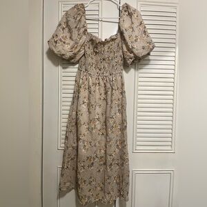 Puffed sleeve floral midi dress, size S/M